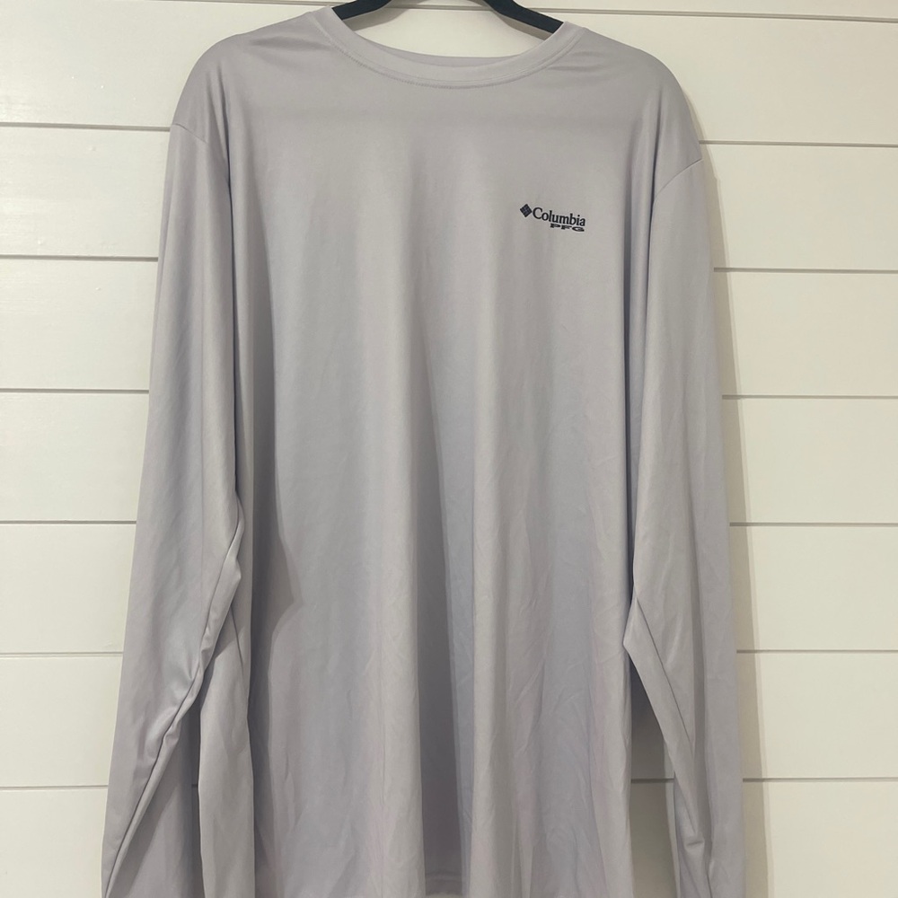 Columbia Men's Light Gray Long Sleeve Tee